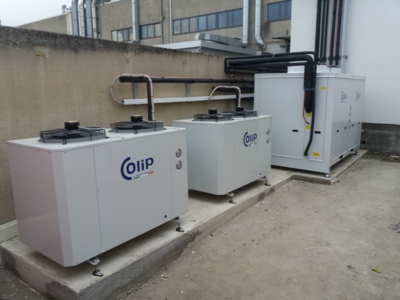 Weatherproof refrigerating units